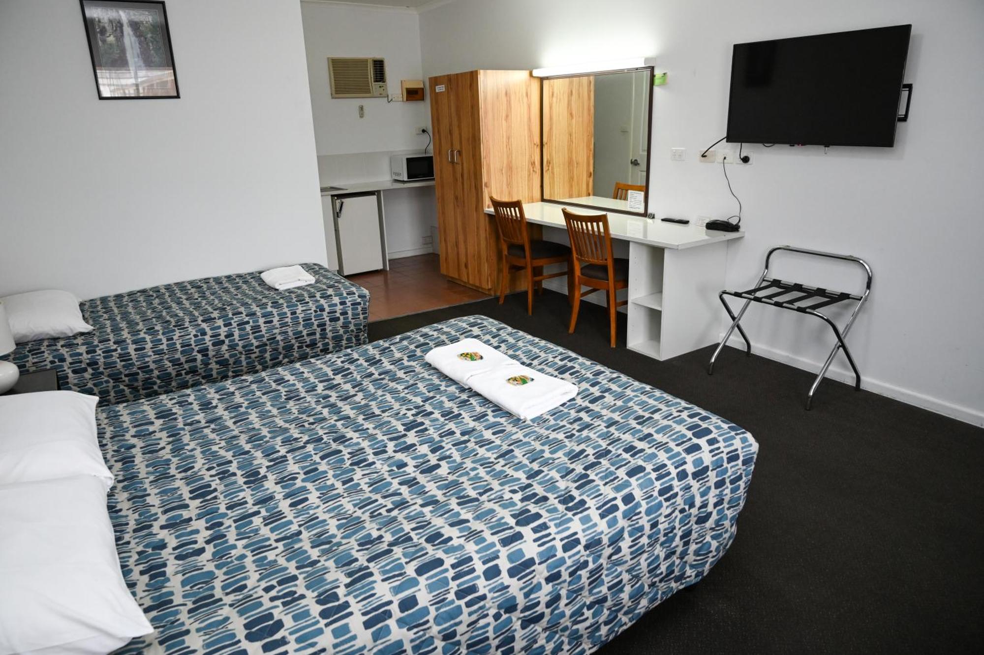 Holbrook Town Centre Motor Inn Εξωτερικό φωτογραφία