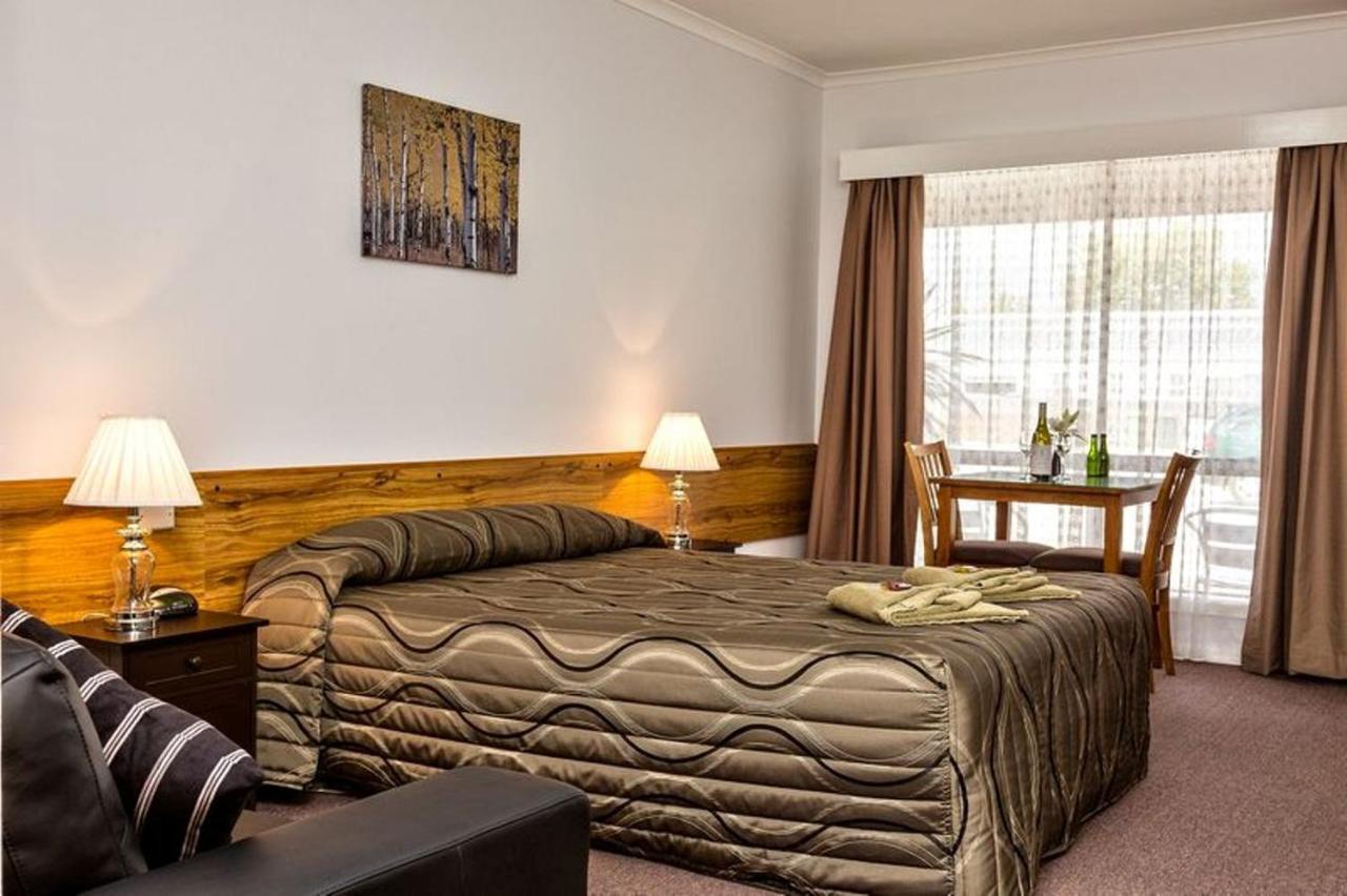 Holbrook Town Centre Motor Inn Εξωτερικό φωτογραφία